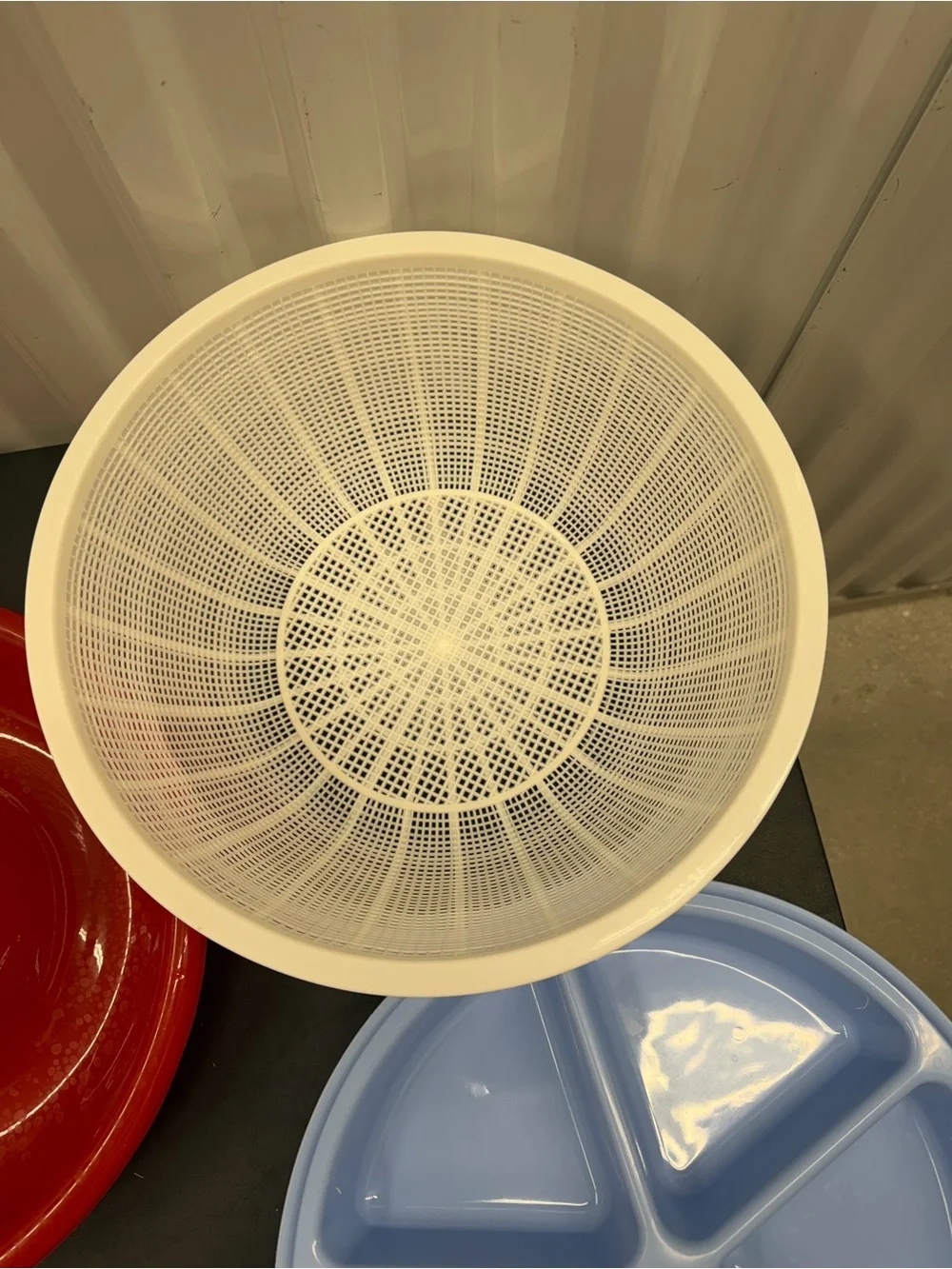 Assorted Plastic Bowl, Strainer, Divided Servers Kitchenware Set